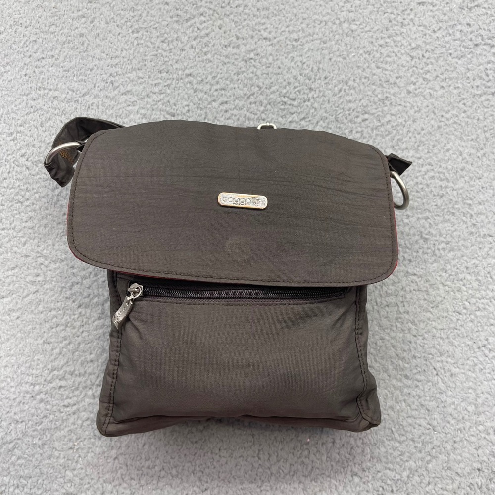 Baggallini Flip Zip Brown Nylon Flap Messenger Travel Utility Crossbody Bag